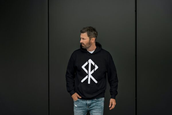 Hoodie – VERÐANDI Rune